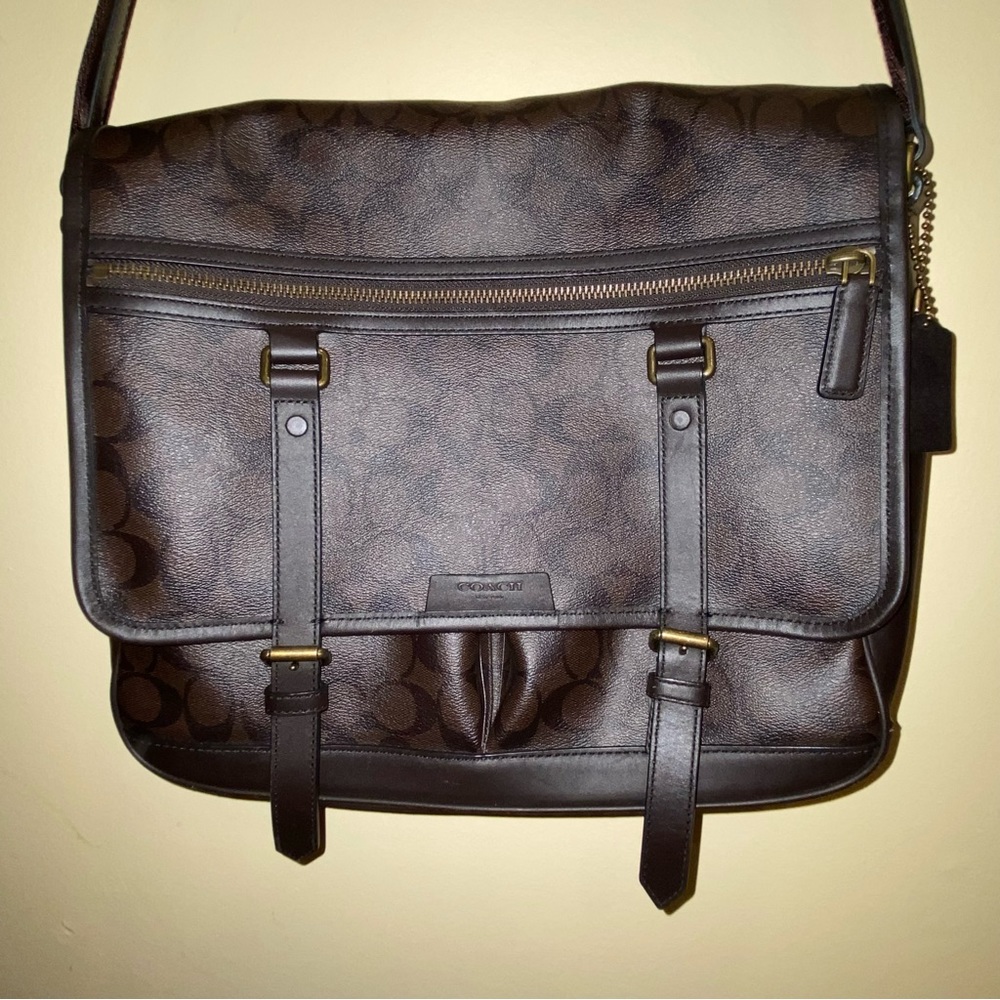 Coach messenger bag NWT